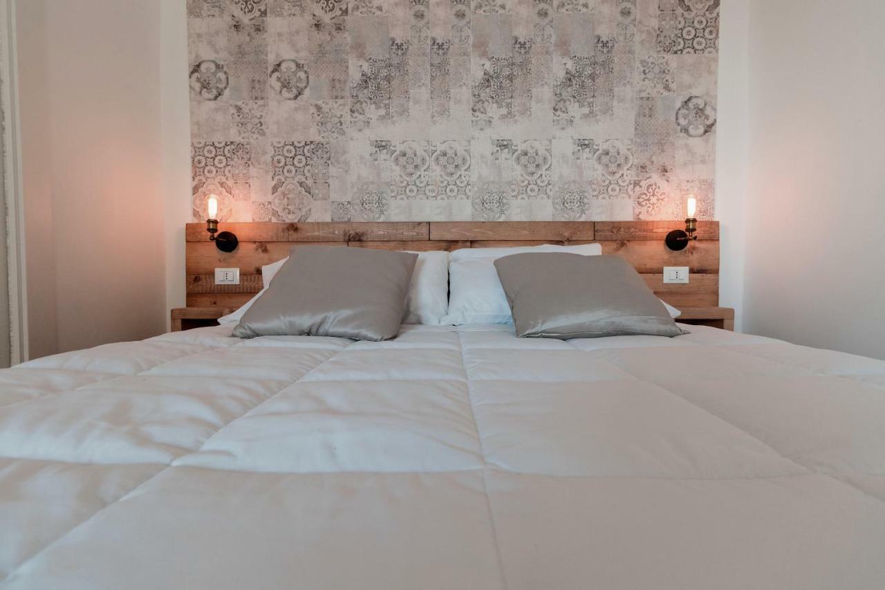 Il Sestante Bed and Breakfast Gaeta Exteriör bild