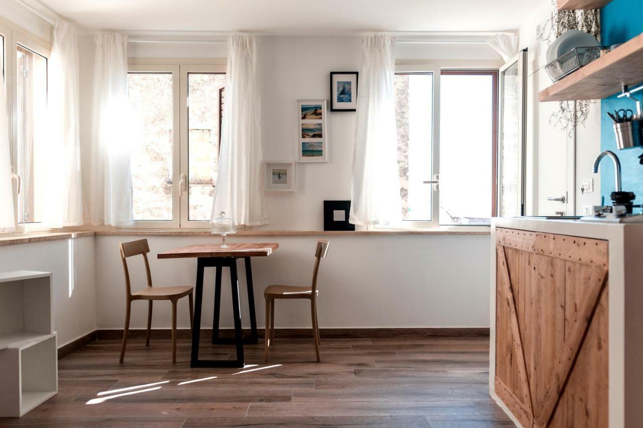 Il Sestante Bed and Breakfast Gaeta Exteriör bild